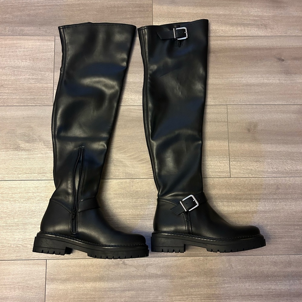 GB Game Changer over the knee lug sole boots - Picture 5 of 13